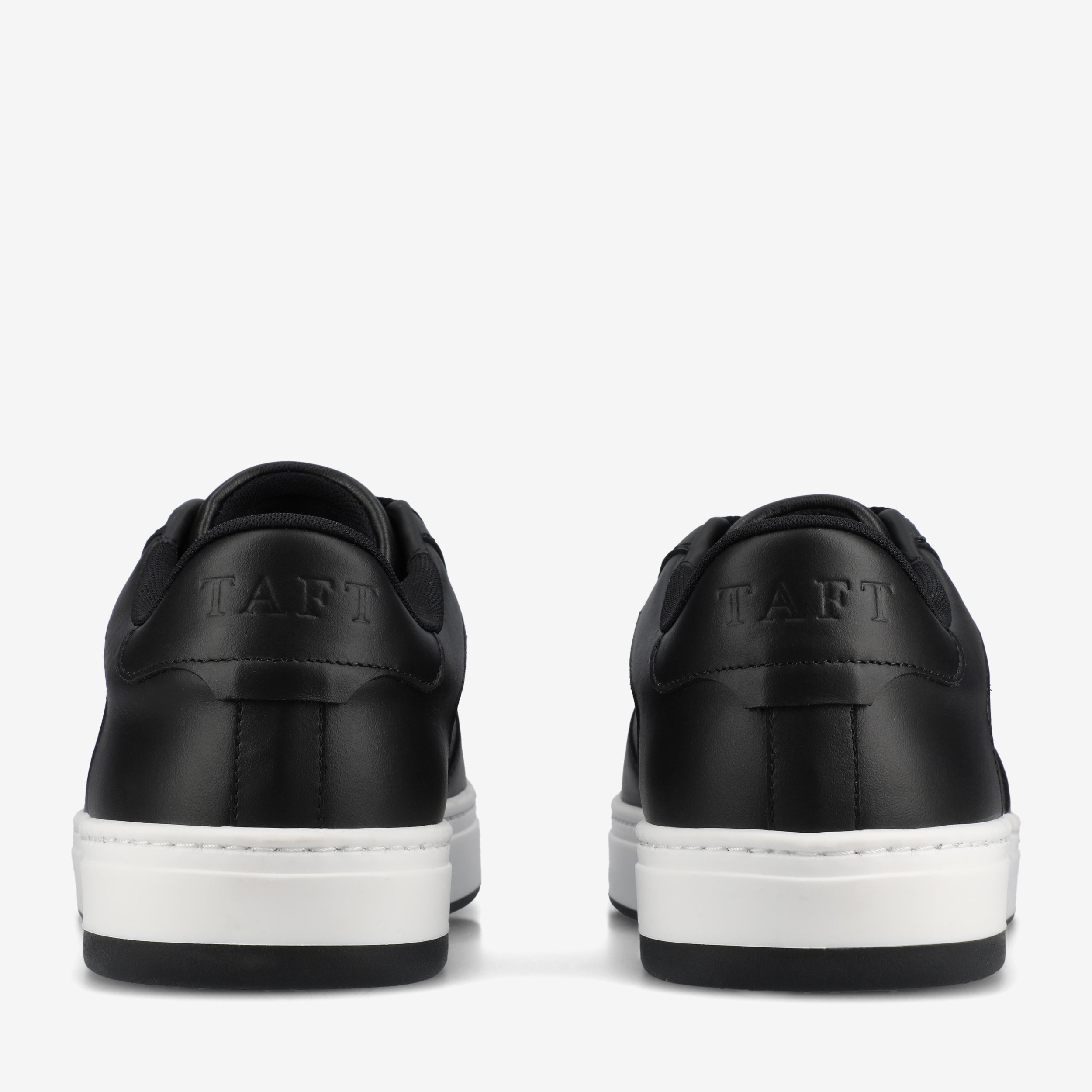 The Rapido Low-top Sneaker in Black